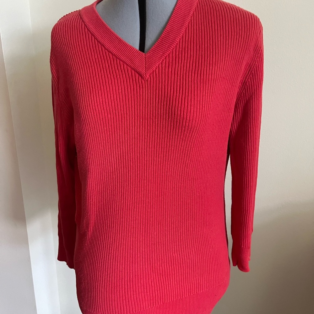 Elegant Red V-Neck Sweater for Women